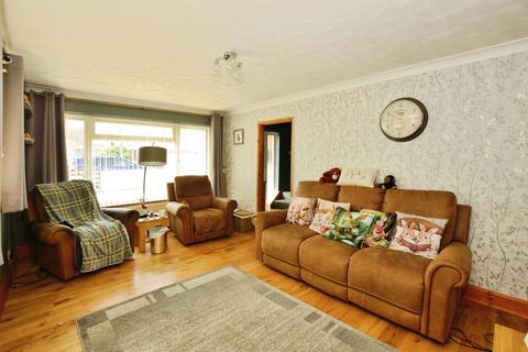 4 bedroom bungalow for sale, Taylor Road, Lydd on Sea, Romney Marsh, Kent, TN29