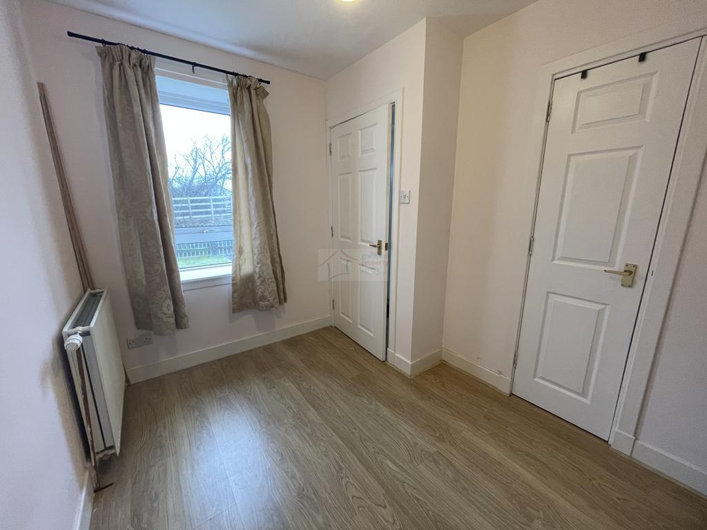 Bedroom 2a.JPG