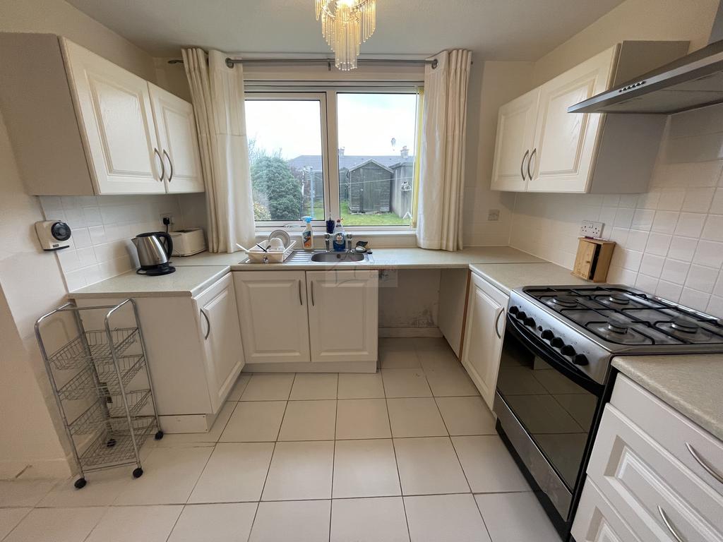Kitchen a.JPG