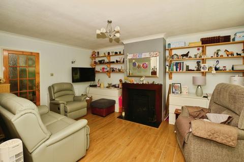 2 bedroom bungalow for sale, Links Way, Littlestone, New Romney, Kent, TN28