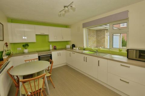 2 bedroom bungalow for sale, Spitalfield Lane, New Romney, Kent, TN28