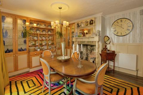 2 bedroom terraced house for sale, Church Road, New Romney, Kent, TN28