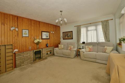3 bedroom bungalow for sale, The Parade, Greatstone, New Romney, Kent, TN28