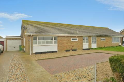 3 bedroom bungalow for sale, Beverley Gardens, Dymchurch, Romney Marsh, Kent, TN29