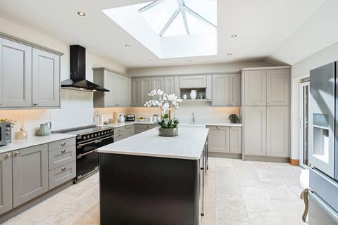4 bedroom semi-detached house for sale, Junction Road, Bodiam, Robertsbridge, East Sussex, TN32