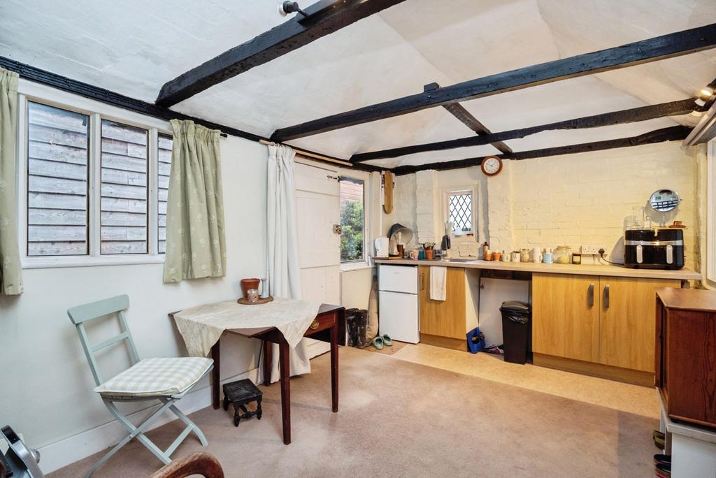 Second Kitchen