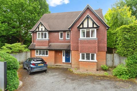 4 bedroom detached house for sale, Orchard Way, Sedlescombe, Battle, East Sussex, TN33