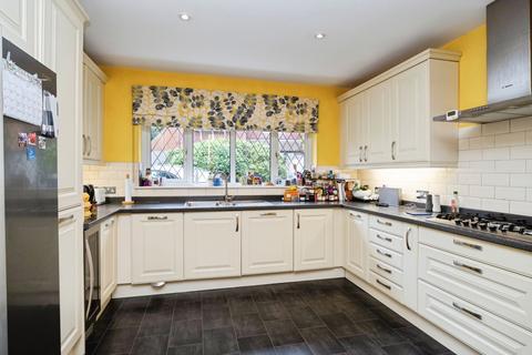 4 bedroom detached house for sale, Orchard Way, Sedlescombe, Battle, East Sussex, TN33