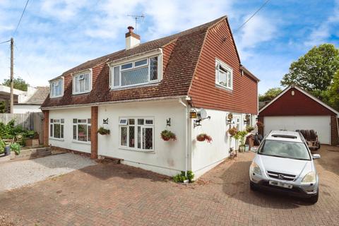 Staplecross, Robertsbridge, East Sussex, TN32