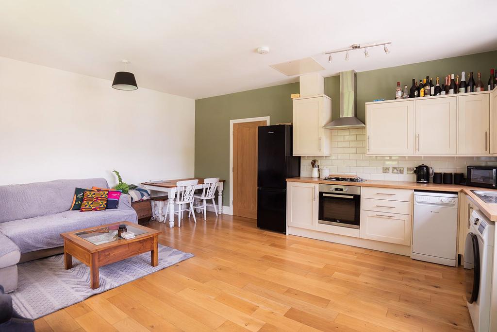 Living Room/Kitchen