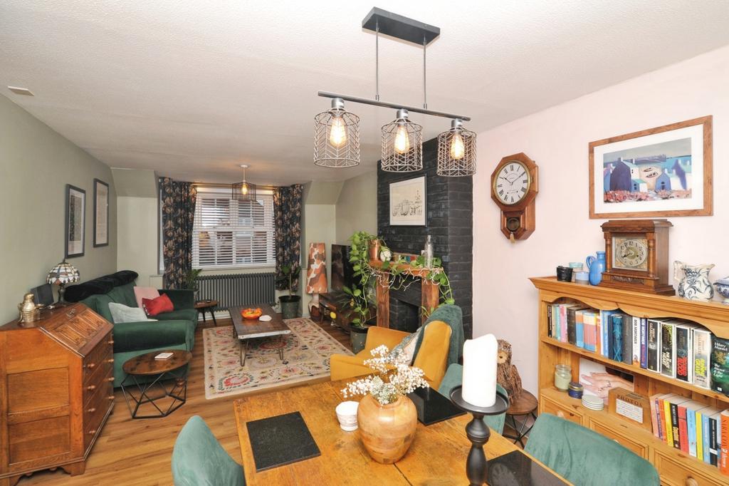 Living/Dining Room
