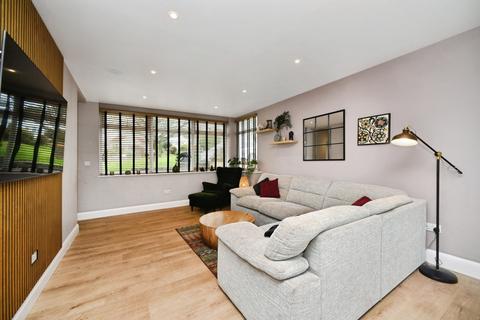 3 bedroom detached house for sale, Hailsham Avenue, BRIGHTON, East Sussex, BN2