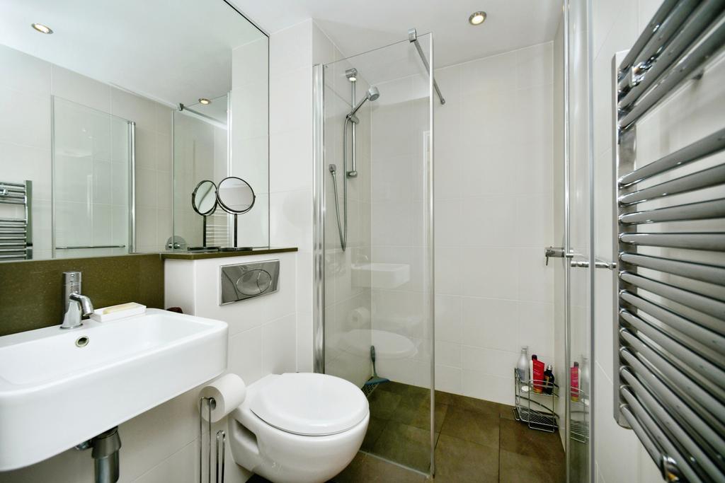 Ensuite