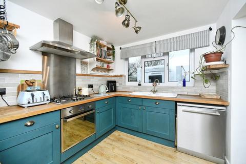3 bedroom semi-detached house for sale, Brands Close, NEWHAVEN, East Sussex, BN9