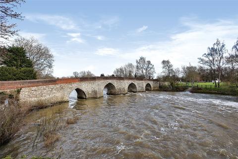 undefined, Laddingford, Maidstone, Kent, ME18