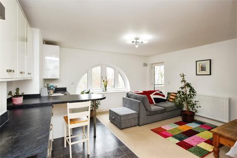 2 bedroom flat for sale, Cannons Wharf, Tonbridge, Kent, TN9