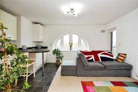 2 bedroom flat for sale, Cannons Wharf, Tonbridge, Kent, TN9