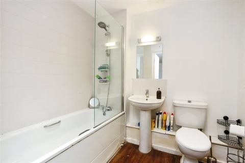 2 bedroom flat for sale, Walters Farm Road, Tonbridge, Kent, TN9