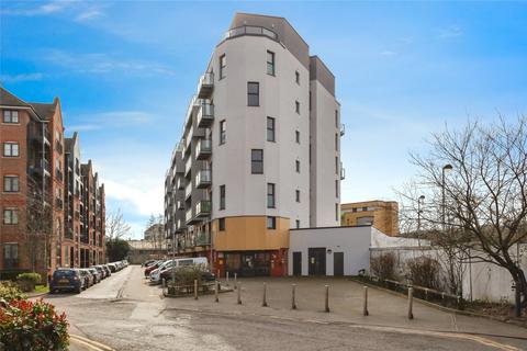 2 bedroom flat for sale, Walters Farm Road, Tonbridge, Kent, TN9
