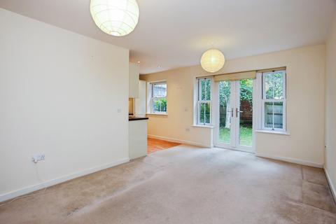 2 bedroom flat for sale, Parsons Place, Tonbridge, Kent, TN9