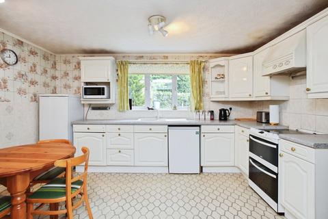 4 bedroom detached house for sale, Forsyth Close, East Malling, Kent, ME19