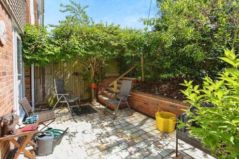 4 bedroom terraced house for sale, Woodside Road, Tonbridge, Kent, TN9