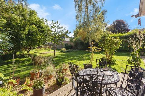 4 bedroom detached house for sale, Hadlow Road, Tonbridge, Kent, TN10
