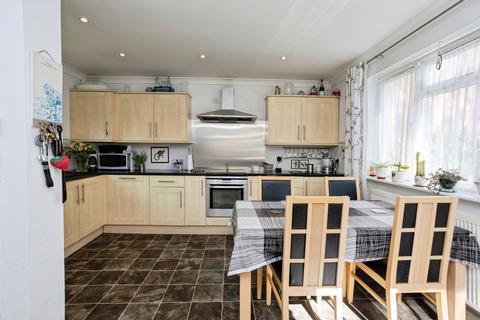 4 bedroom detached house for sale, Hadlow Road, Tonbridge, Kent, TN10
