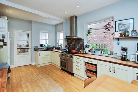 5 bedroom semi-detached house for sale, The Drive, Tonbridge, Kent, TN9
