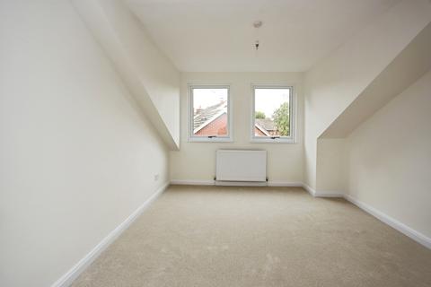 2 bedroom flat for sale, Hadlow Road, Tonbridge, Kent, TN9