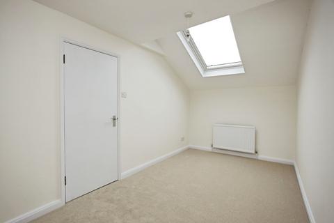 2 bedroom flat for sale, Hadlow Road, Tonbridge, Kent, TN9