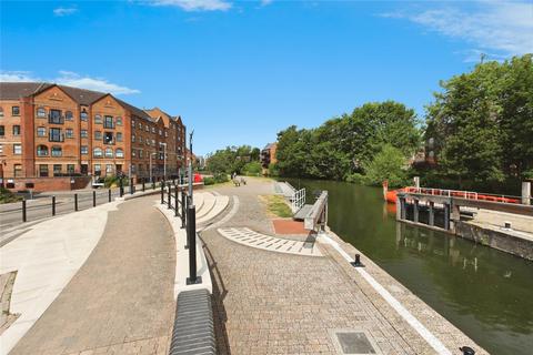 1 bedroom flat for sale, Medway Wharf Road, Tonbridge, Kent, TN9