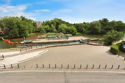 1 bedroom flat for sale, Medway Wharf Road, Tonbridge, Kent, TN9
