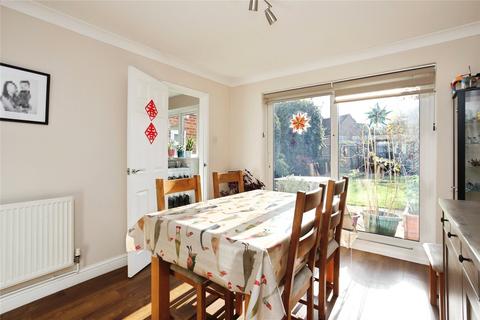 4 bedroom semi-detached house for sale, Arne Close, Tonbridge, Kent, TN10