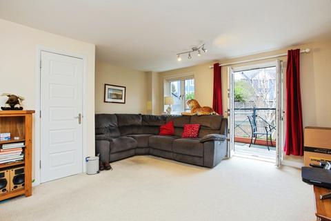 4 bedroom semi-detached house for sale, Crabapple Road, Tonbridge, Kent, TN9