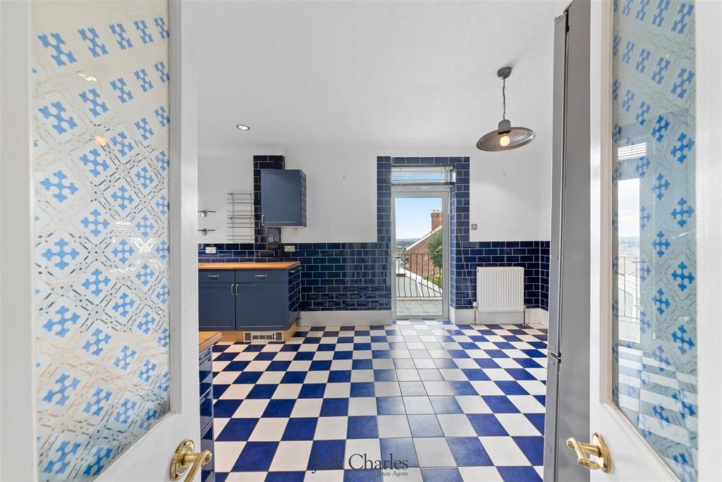 7 Baltic Road-15.jpg