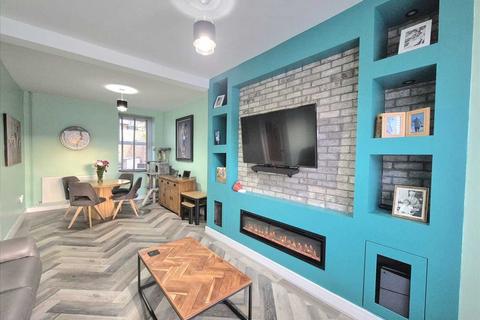 undefined, Porth CF39