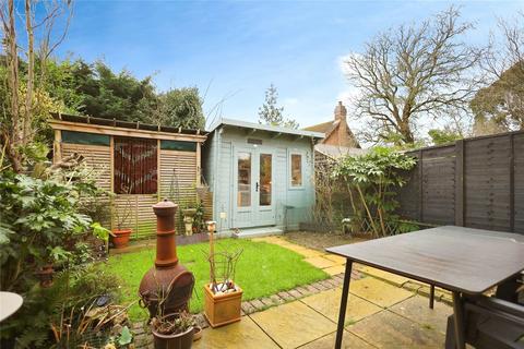 Pipers Field, Ridgewood, Uckfield, East Sussex, TN22