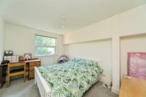 2 bedroom flat for sale, New Town, Uckfield, East Sussex, TN22