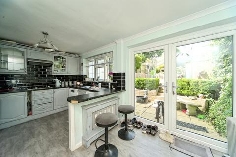 3 bedroom terraced house for sale, Browns Lane, Uckfield, East Sussex, TN22
