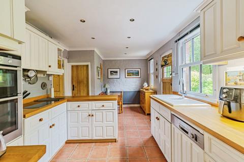 undefined, Isfield, Uckfield, East Sussex, TN22
