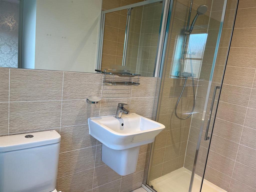 Ensuite Shower Room