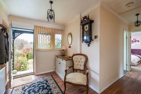 2 bedroom detached bungalow for sale, Sunny Rise, Chaldon, CR3