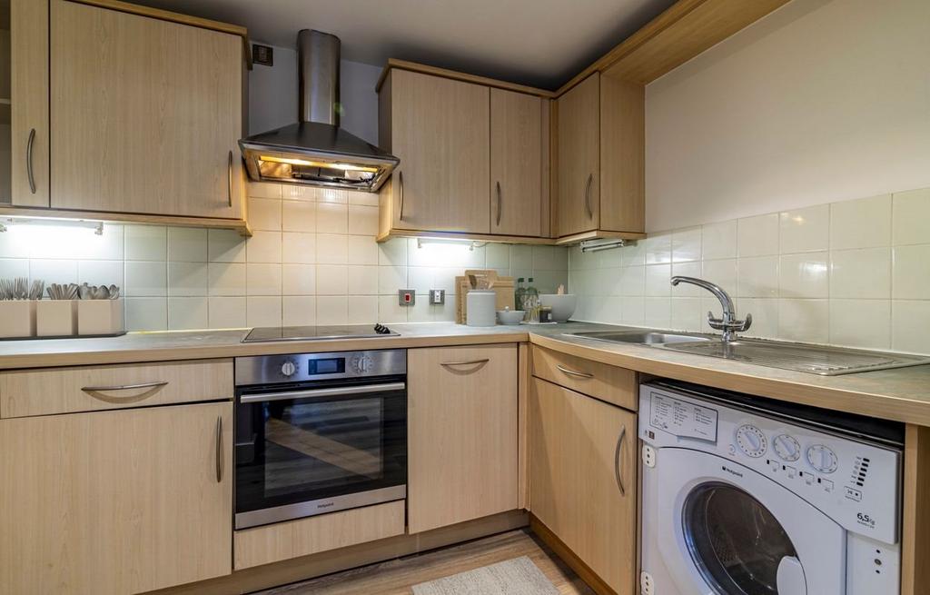 Kitchen 2
