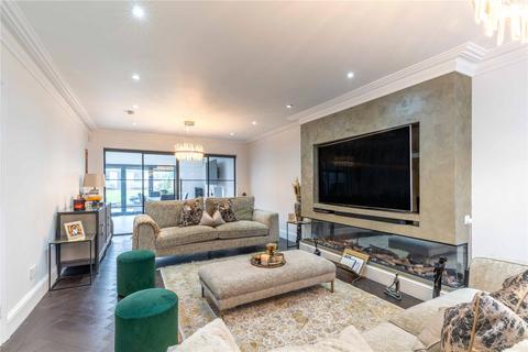 5 bedroom semi-detached house for sale, Kings Avenue, Woodford Green, IG8