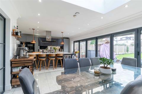 5 bedroom semi-detached house for sale, Kings Avenue, Woodford Green, IG8