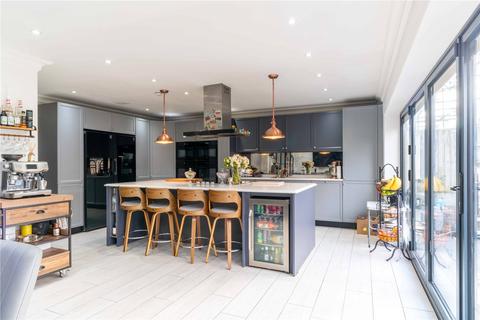5 bedroom semi-detached house for sale, Kings Avenue, Woodford Green, IG8