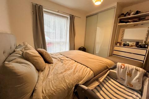2 bedroom ground floor flat to rent, Brooklands Court, Stirling Drive, Luton, Bedfordshire, LU2 0GE