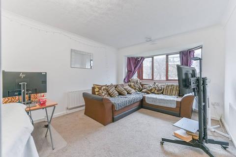 undefined, Chartwell Close, East Croydon, Croydon, CR0