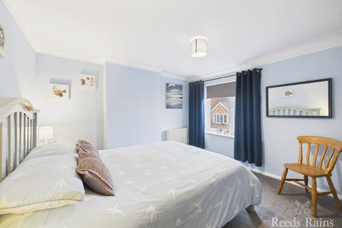 2 bedroom end of terrace house for sale, North End, Bridlington YO15
